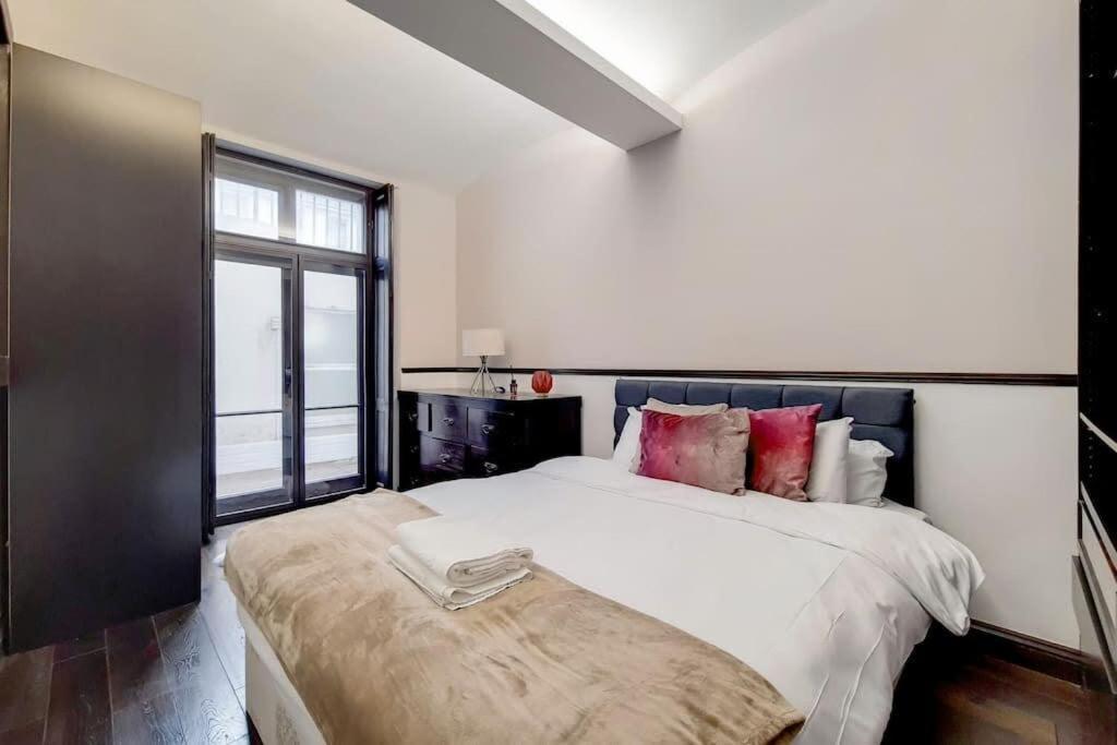 Belgravia Residences Apartment London
