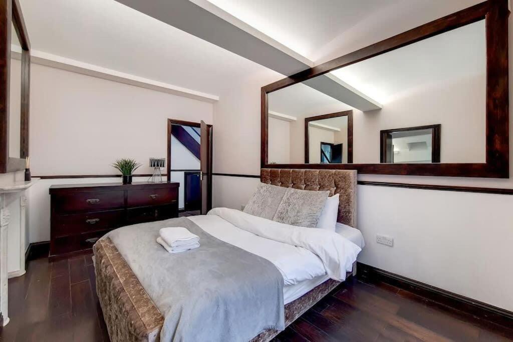 Apartment Belgravia Residences London